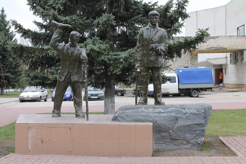 История Железногорска в монументах